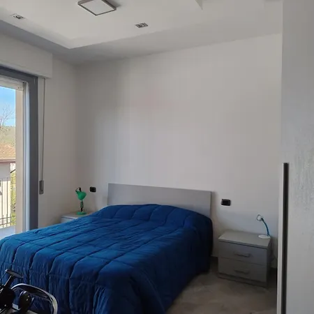 5 Terre Italian Delight Red *